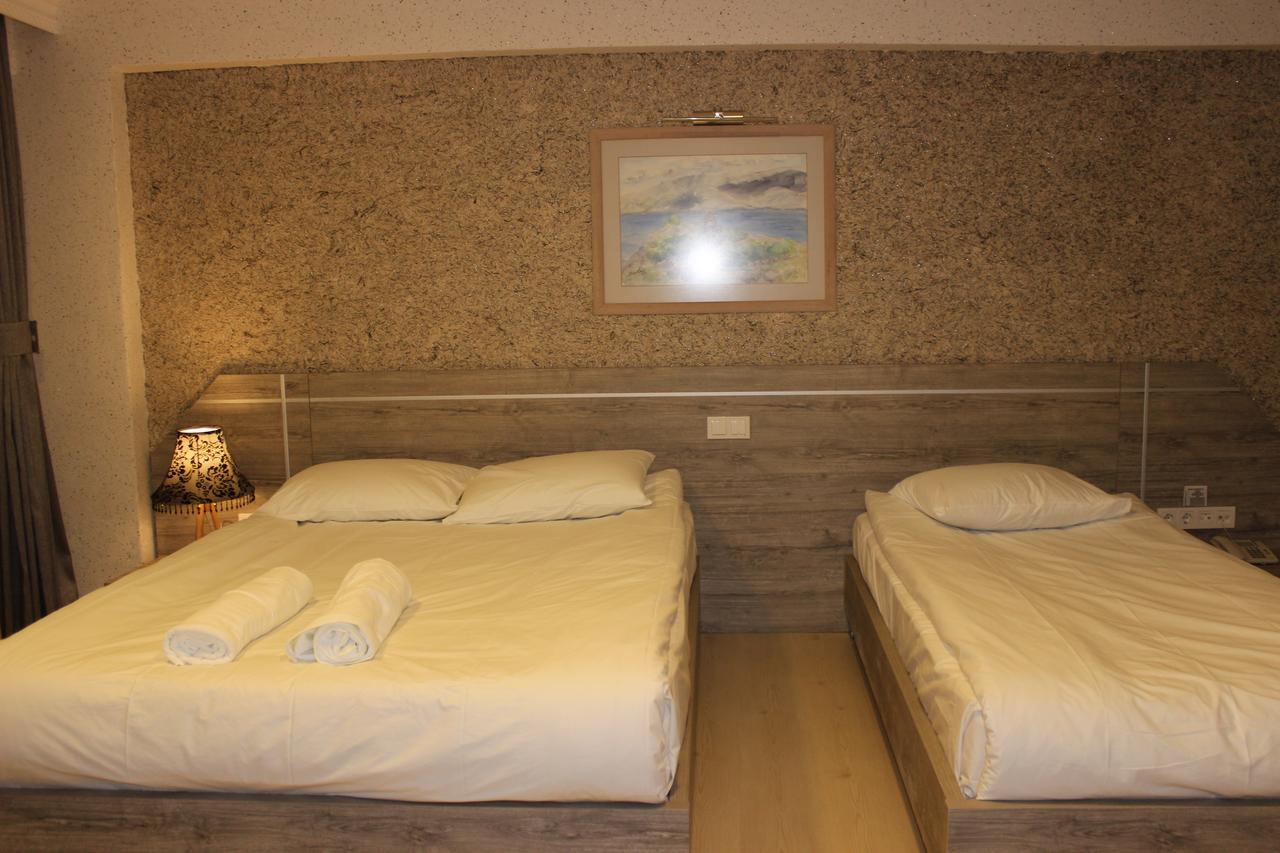 Tavsanli Otel คุทาห์ยา ภายนอก รูปภาพ